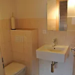 La Tzoum'hostel بيت شباب