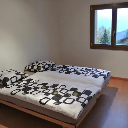 La Tzoum'hostel לה צומאז