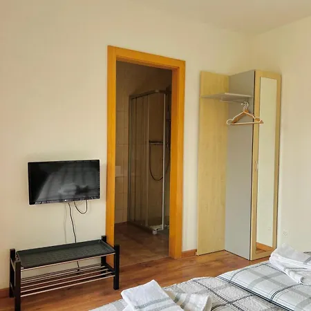 La Tzoum'hostel אכסניה